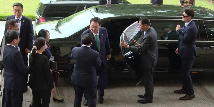 South Korean President Yoon Suk Yeol Meets Vietnamese Pm Myanmar International Tv